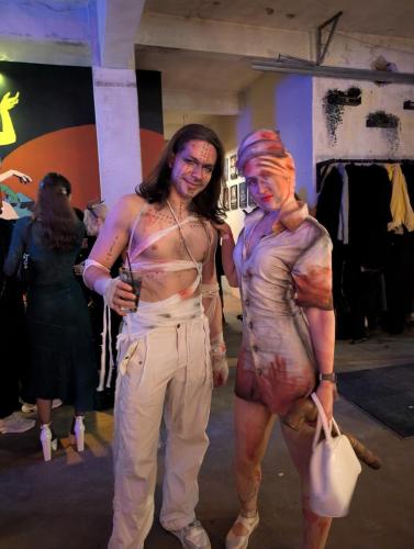 PXL 20251031 231713334.MP 